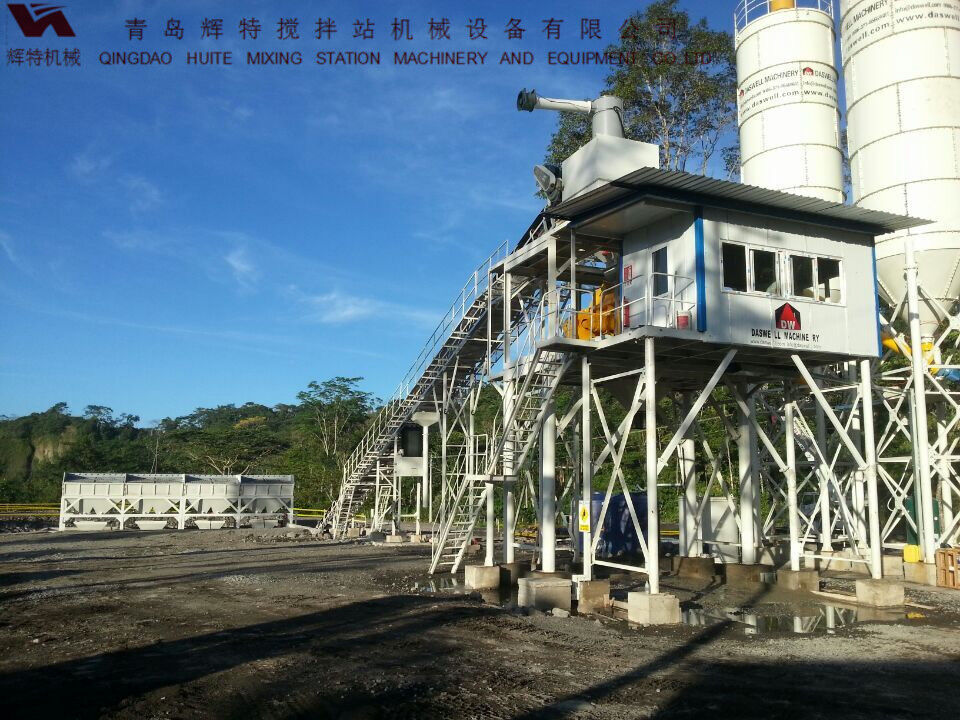 輝特混凝土攪拌站HZS90攪拌臂布置合理，攪拌性能強